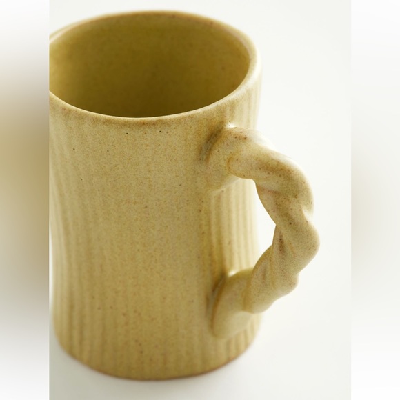 Set of 4 Cyrus Chartreuse Green Ribbed Coffee Mugs - Picture 4 of 6